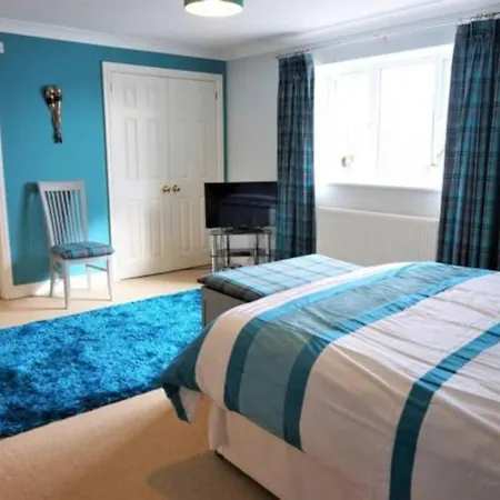 Large Modern House In Small Rural Hamlet. Holiday home Duddon