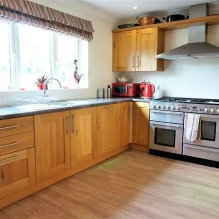 Large Modern House In Small Rural Hamlet. Holiday home *