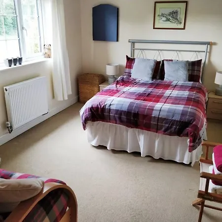 Large Modern House In Small Rural Hamlet. Holiday home Duddon